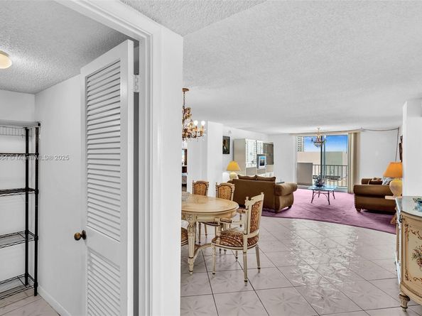 1865 S Ocean Dr 19E, Hallandale Beach FL 33009