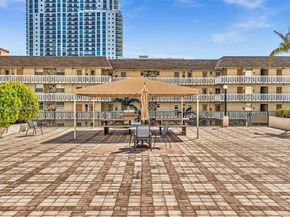 1865 S Ocean Dr 19E, Hallandale Beach FL 33009