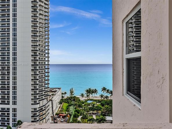 1865 S Ocean Dr 19E, Hallandale Beach FL 33009