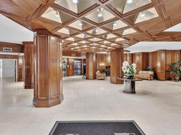 1865 S Ocean Dr 19E, Hallandale Beach FL 33009