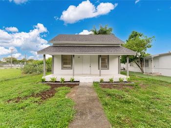 77 NW 5th St