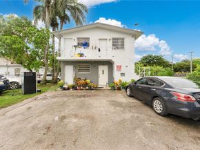 77 NW 5th St, Homestead FL 33030