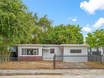 350 NW 45th St