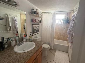 8601 SW 94th St 125W, Miami FL 33156