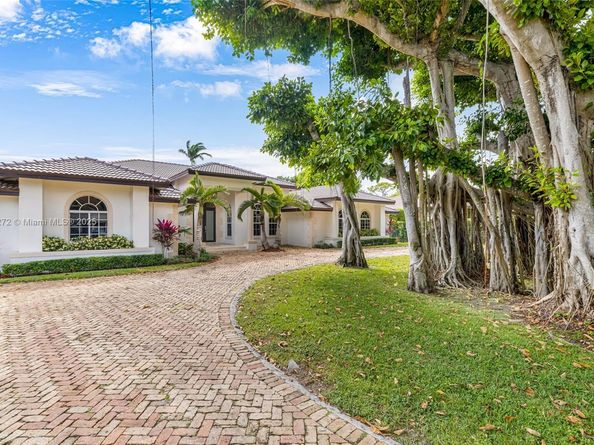 7250 SW 99th St, Pinecrest FL 33156