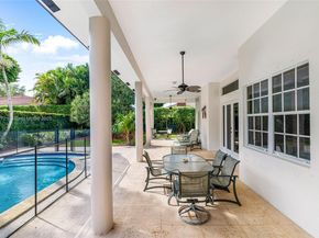 7250 SW 99th St, Pinecrest FL 33156