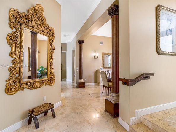 7250 SW 99th St, Pinecrest FL 33156