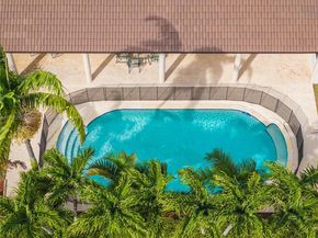 7250 SW 99th St, Pinecrest FL 33156