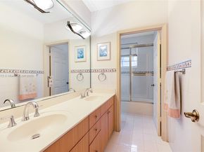 7250 SW 99th St, Pinecrest FL 33156