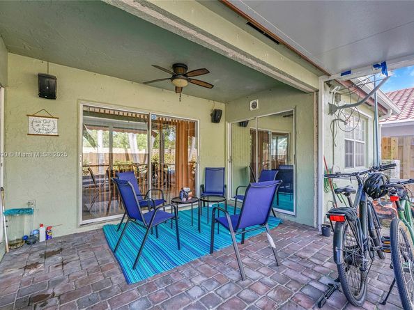 5520 NW 49th Ave, Coconut Creek FL 33073