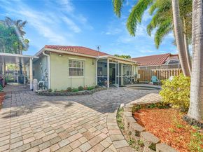 5520 NW 49th Ave, Coconut Creek FL 33073