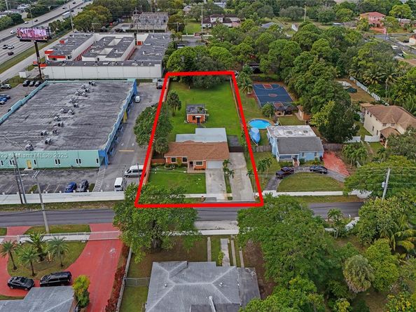 16766 NW 18th Ave, Miami Gardens FL 33056