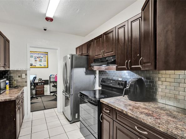 16766 NW 18th Ave, Miami Gardens FL 33056