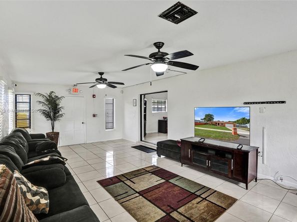 16766 NW 18th Ave, Miami Gardens FL 33056