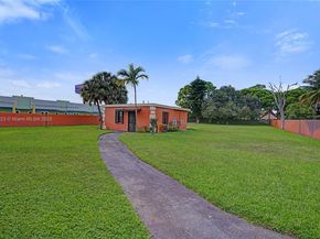 16766 NW 18th Ave, Miami Gardens FL 33056