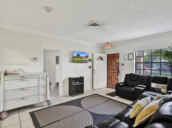 16766 NW 18th Ave, Miami Gardens FL 33056