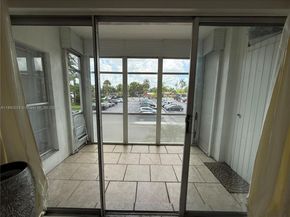 3000 NE 16th Ave 209, Oakland Park FL 33334