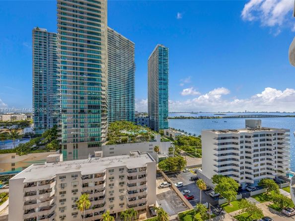 480 NE 30th St 1402, Miami FL 33137