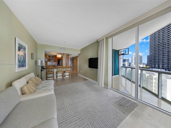 480 NE 30th St 1402, Miami FL 33137