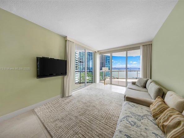 480 NE 30th St 1402, Miami FL 33137
