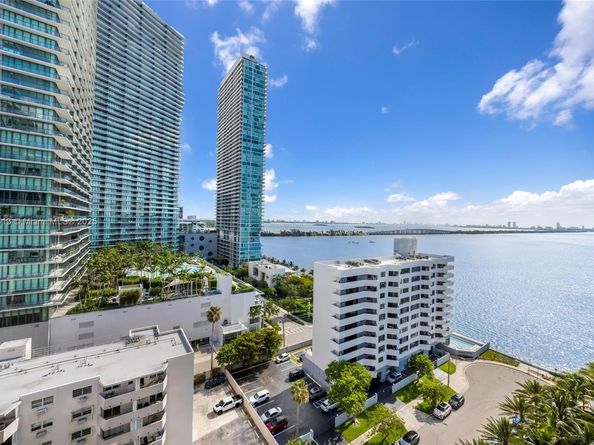480 NE 30th St 1402, Miami FL 33137
