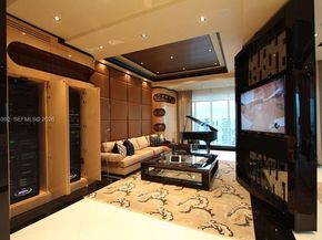 900 Brickell Key Blvd PH3403, Miami FL 33131