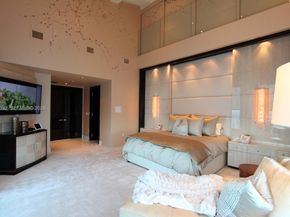 900 Brickell Key Blvd PH3403, Miami FL 33131