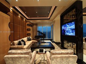 900 Brickell Key Blvd PH3403, Miami FL 33131