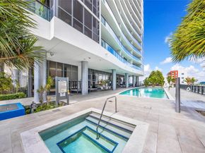 1600 NE 1st Ave 2318, Miami FL 33132