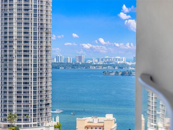 1600 NE 1st Ave 2318, Miami FL 33132