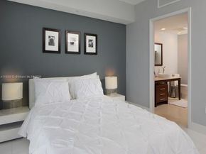 495 Brickell Ave 4205, Miami FL 33131