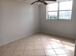 1830 Dixieanna St 503, Hollywood FL 33020