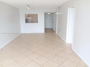 1830 Dixieanna St 503, Hollywood FL 33020