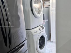 7950 NW 10th St, Pembroke Pines FL 33024