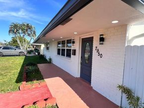 7950 NW 10th St, Pembroke Pines FL 33024