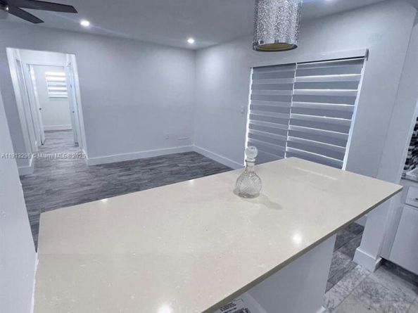 7950 NW 10th St, Pembroke Pines FL 33024