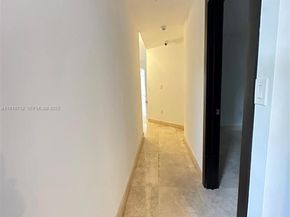 10772 NW 71st St, Doral FL 33178