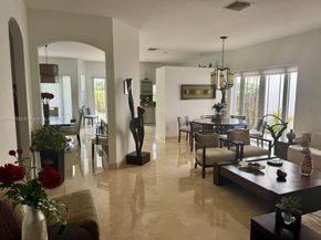 10772 NW 71st St, Doral FL 33178