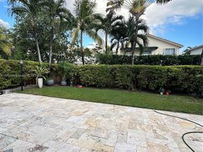 10772 NW 71st St, Doral FL 33178