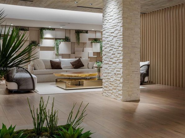 2301 Collins Ave 1634, Miami Beach FL 33139