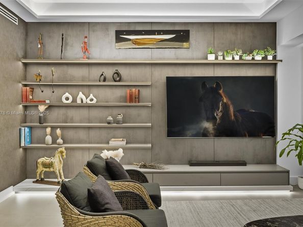 2301 Collins Ave 1634, Miami Beach FL 33139