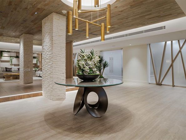 2301 Collins Ave 1634, Miami Beach FL 33139