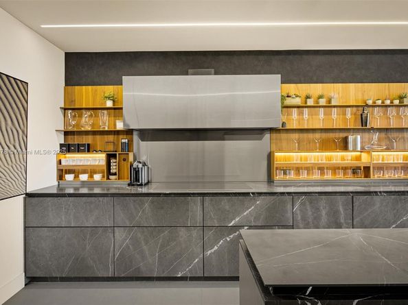 2301 Collins Ave 1634, Miami Beach FL 33139