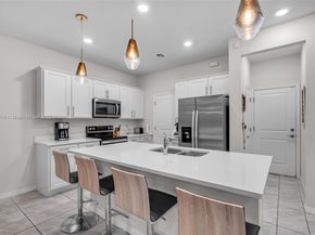 4754 Eucalyptus Dr, Hollywood FL 33021