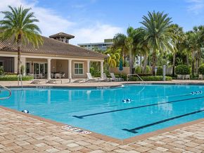 4754 Eucalyptus Dr, Hollywood FL 33021