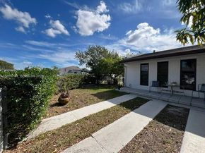 13002 SW 48th St, Miami FL 33175