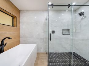 7101 E Troon Cir, Miami Lakes FL 33014