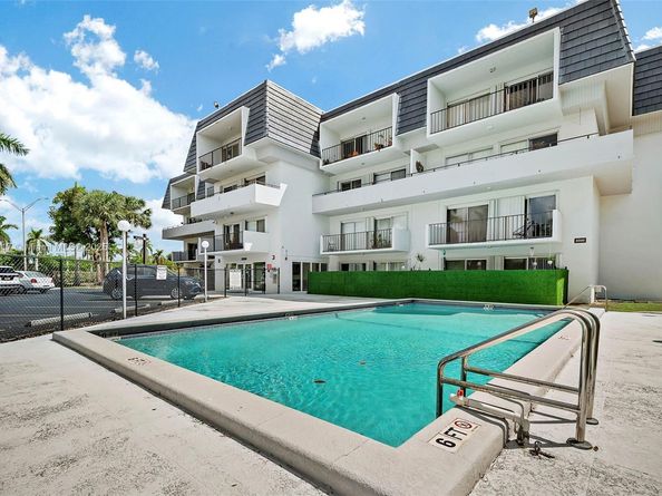 8000 SW 81st Dr 103, Miami FL 33143