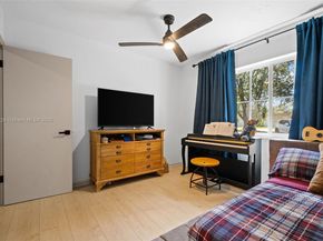 14725 SW 82nd Ave, Palmetto Bay FL 33158