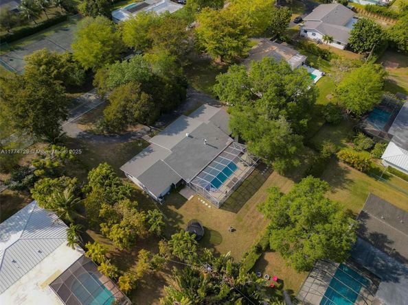 14725 SW 82nd Ave, Palmetto Bay FL 33158